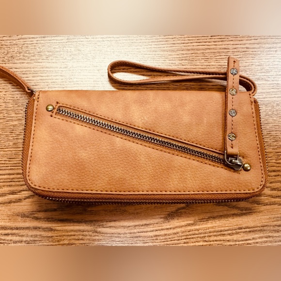 Like New Free People Vegan Leather Distressed Wallet - Picture 5 of 8